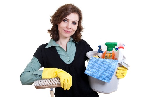 Local deep cleaning team handling premium surfaces in Knightsbridge